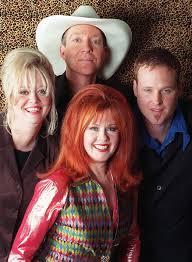 While the hippies have been largely understood as a cultural movement, often infantilised and satirised, they were also highly political. Dance This Mess Around The B 52 S Letras Mus Br