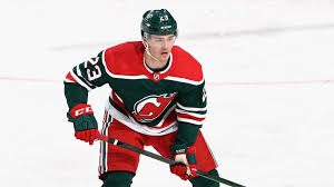 This is where you get your hockey fix.: D1fzjz9uk6k7vm