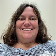 Sandi Gunderson's Instagram, Twitter & Facebook