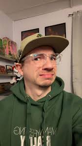 My face when someone tells me I use too much garlic. 🤣