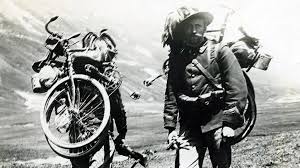 Le film « le jour le plus long« sortit en 1962 pour relater l'ensemble de l'opération overlord, débarquement en normandie le 6 juin 1944. Le Saviez Vous Lors Du Debarquement Les Parachutistes Anglais Ont Saute Avec Des Bicyclettes