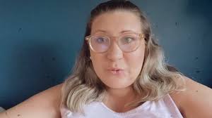 This weekends doggies having a pee break and run around in the garden 🏡