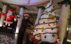 Bisa nih coba dibentuk bagaikan pohon natal. 10 Ide Dekorasi Natal Unik Fatiha Decor Dokterandalan