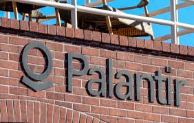 The operating system of government decisions. Datenfirma Palantir Schreibt Hohe Verluste Computerworld Ch