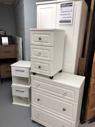 Receive the latest listings for bedroom set furniture clearance. Clearance Bedroom Furniture
