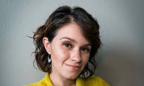 Amanda Whitaker's Instagram, Twitter & Facebook