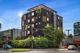 a three bedroom melbourne apartment