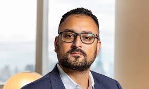 Willard Burch's Instagram, Twitter & Facebook