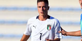 Giacomo raspadori (born 18 february 2000) is an italian footballer who plays as a striker for italian club sassuolo. Raspadori 280 Giacomo Raspadori Photos And Premium High Res Pictures Getty Images With The Italy U19 Team He Took Part In The 2019 Uefa European Daysoftheiguanas