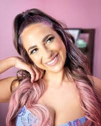 SALON REPUBLIC HOLLYWOOD