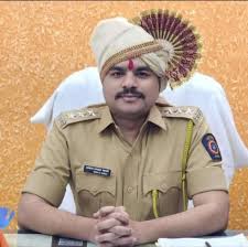 कर्तव्यदक्ष... - महाराष्ट्र पोलीस वर्दीतील माणसाला सपोर्ट | Facebook