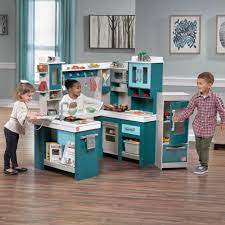 Step2 7948kr Grand Walk In Wooden Play Kitchen Blue For Sale Online Ebay In 2021 Kids Play Kitchen Play Kitchen Kitchen Sets