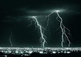 Rayos By Brujo Jose Eugenio Gomez Rodriguez Via Flickr Lighting Over Hermosillo Sonora Mexico 8 Oct Lightning Photography Lightning Lightning Storm