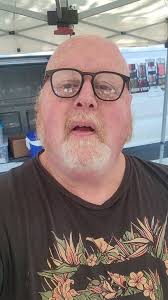 You couldn't dream up a more perfect day at the Farmers Market. Come in  down!