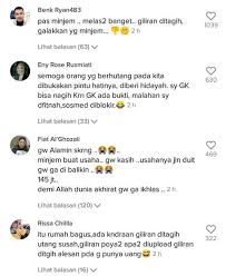 Perjuangan wanita salat di depan teras rumah penghutang, demi menagih utang yang sudah enam tahun tak dilunasi kini viral di media sosial. Menagih Utang Wanita Ini Sampai Harus Salat Di Depan Rumah Orang Yang Berutang Berita Heboh