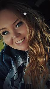 Charlene Hart's Instagram, Twitter & Facebook