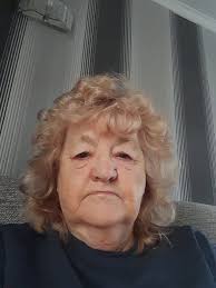 What hairstyle is best for a 70-year-old woman?