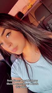 Diana Monge's Instagram, Twitter & Facebook