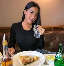 Salaire Combien Gagnent Les Stars De La Tele Realite Tele Realite Danse Avec Les Stars Milla Jasmine