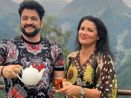 После рождения сына отец, работавший в африканском государстве по обмену, вместе с семьей переехал в баку. Pohudevshij Na 26 Kg Yusif Ejvazov Osvoil Novye Pozy Dlya Seksa S Annoj Netrebko Foto Video 1news Az Novosti