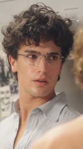 Desperate to stay with the penniless Gemma Holt, wealthy heir Jerry Cobb  cuts ties with his family, who disapprove of their marriage. But when she  fails to secure the money for his