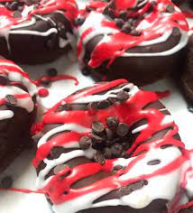 12 Places To Pick Up Vegan Christmas Desserts In Los Angeles