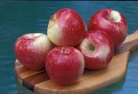 Meet The Sweetango Apple Sweetango Apple Apple Food Wine Magazine