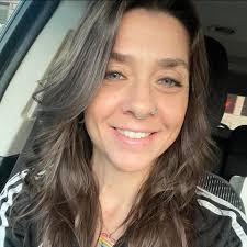 Enjoy an adventure that's fun for everyone! 🌈 Visit Hopscotch for a day  where art comes to life and all ages can participate. It's the perfect  setting for an enchanting date night