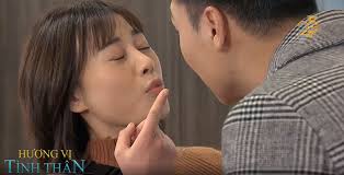 Cô từ chối với lý do ăn cơm với những người không thân thiết tôi thấy không thoải mái. Bt5oz83qlehbgm