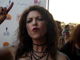 La fabrique de papier de scranton va voir arriver une nouvelle employée de marque. Amy Pietz Youtube