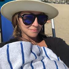 Amanda Schuster Ozuna (@peaceloveandswimmingwithamanda) • Instagram photos  and videos