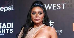 نشرت الفنانة المصرية، رانيا يوسف ، مقطع فيديو لأحد مشاهدها في مسلسل مملكة إبليس، أثارت به الجدل بين متابعيها قضت محكمة جنح قصر النيل اليوم، الأحد، برئاسة المستشار عمرو هريدى، ببراءة الفنانة رانيا يوسف من جريمة الفعل العلني الفاضح. Ø¬Ù†Ø­ Ù‚ØµØ± Ø§Ù„Ù†ÙŠÙ„ ØªÙ‚Ø¶Ù‰ Ø¨Ø¨Ø±Ø§Ø¡Ø© Ø§Ù„ÙÙ†Ø§Ù†Ø© Ø±Ø§Ù†ÙŠØ§ ÙŠÙˆØ³Ù Ù…Ù† ØªÙ‡Ù…Ø© Ø§Ø±ØªÙƒØ§Ø¨ Ø§Ù„ÙØ¹Ù„ Ø§Ù„ÙØ§Ø¶Ø­ Ø§Ù„ÙŠÙˆÙ… Ø§Ù„Ø³Ø§Ø¨Ø¹