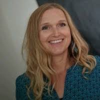 Peggy Heidenreich's Instagram, Twitter & Facebook