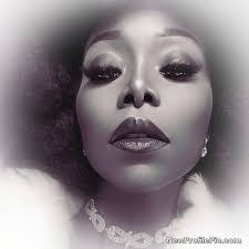 Monique Mayberry's Instagram, Twitter & Facebook