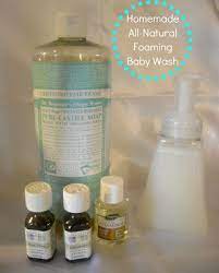 Ever wonder what makes the baby shampoo suds up in the baby bath? How To Make Your Own Safe Baby Wash Natural Baby Diy Baby Stuff