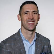 When I looked into attending Ohio University Undergraduate Sport Management  Program for grad school, I was enamored with their alumni directory as the  back page was always reserved for Nike and its… |