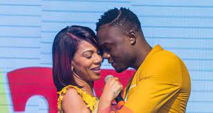As não expostas não chegariam ao fim quem tem deus confia 2021 estamos. Yola Araujo E Bass Poderao Ser Oficialmente Casados Em 2021 Petalas De Angola
