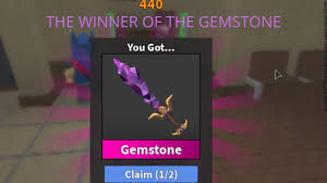 Chroma gemstone has a blade that alternates in colour made from amethysts. The Winner Of The Second Gemstone In Roblox Mm2 Youtube
