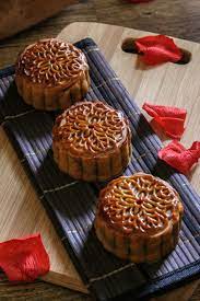medan indonesia mooncake recipe food comfort desserts
