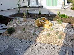 Ab märz stehen garten und gartenarbeit wieder regelmäßig an. Bepflanzung R Selle Gmbh Garten Und Landschaftsbau