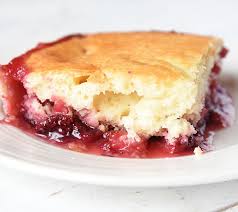 Renverse Aux Fraises Atableavecjosee In 2020 Desserts Healthy Dessert Recipes Dessert Recipes