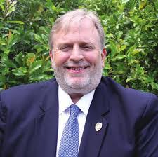 Bart Carter's Instagram, Twitter & Facebook