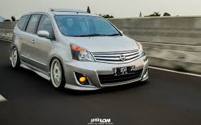 Memandangkan skyline dan charade lebih kepada kereta berseronok maka grand livina dilihat sebagai seleksi yang paling tepat untuk beliau yang mempunyai keluarga kecil. 7 Nissan Grand Livina Ideas Nissan Grands Suv Car