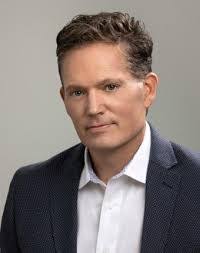 Denise Gehrke's Instagram, Twitter & Facebook