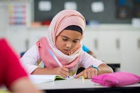 Gambar pemandangan anak sd kelas 5. Austria Larang Murid Sd Kenakan Jilbab Di Sekolah