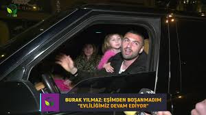 Burak yılmaz ve i̇stem atilla, 2009 yılında nikâh masasına oturmuş ve iki kız çocuğu sahibi olmuştu. Besiktas In Yildizi Burak Yilmaz Esi Istem Atilla Ile Tum Buzlari Erittiklerini Haykirdi Youtube