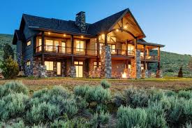Log cabin w/15 acres in lawrence county, tn. Modern Log Home Exterior Novocom Top