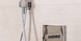 Unsere produkte sind qualitativ hochwertige markenprodukte und von ausgesprochen schönem design. Badezimmerfliesen Aus Wien Fliesen Verlegen Lassen