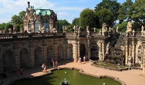 The zwinger (begun 1709 and completed 1719) was commissioned by augustus ii, king. Zwinger Landeshauptstadt Dresden