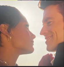 Kanthony…a bitter pill to swallow : r/BridgertonNetflix